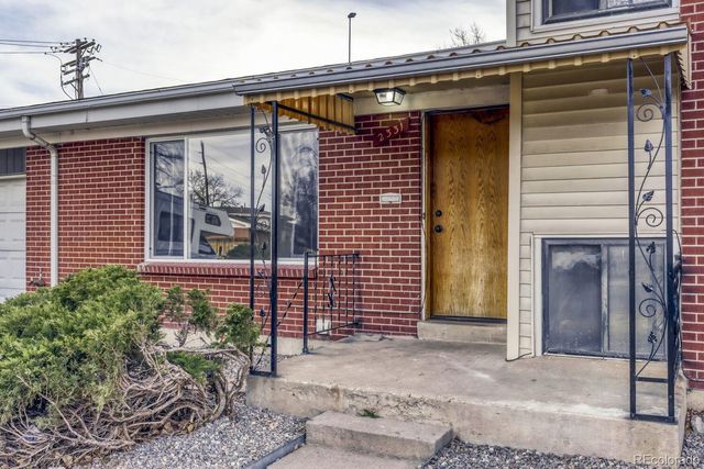 2331 Zion Street, Aurora, CO 80011