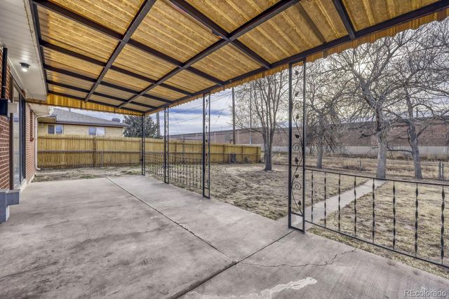 2331 Zion Street, Aurora, CO 80011