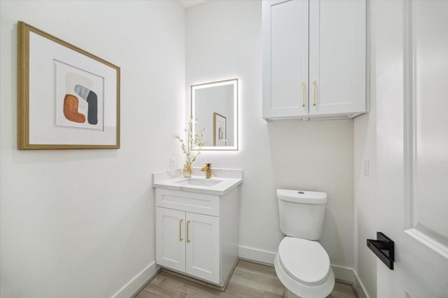 304 Enid Street, Houston, TX 77009