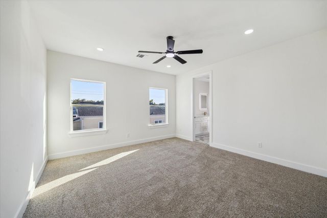 304 Enid Street, Houston, TX 77009