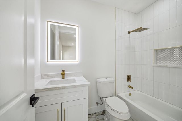 304 Enid Street, Houston, TX 77009