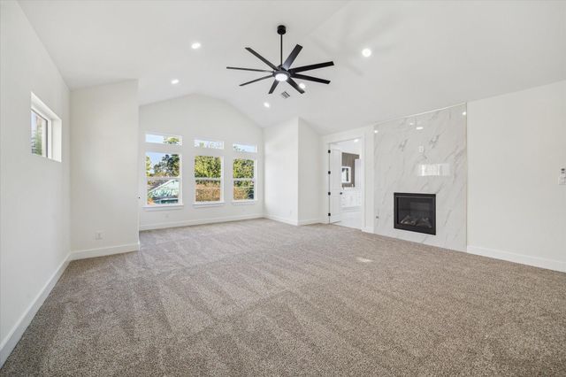 304 Enid Street, Houston, TX 77009