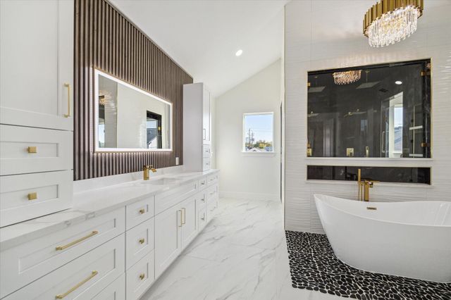 304 Enid Street, Houston, TX 77009