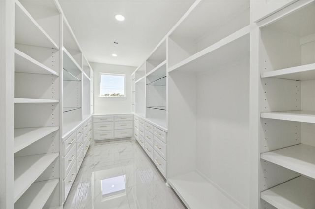 304 Enid Street, Houston, TX 77009