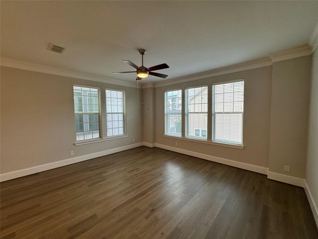 6755 Highclere Manor Lane, Houston, TX 77055