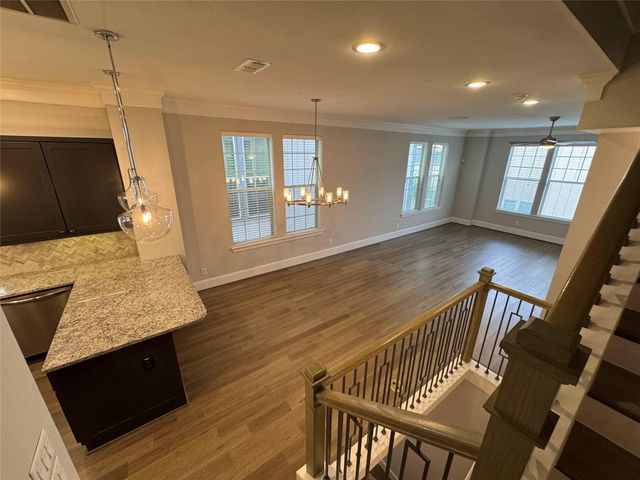 6755 Highclere Manor Lane, Houston, TX 77055