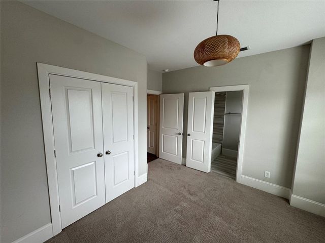 6755 Highclere Manor Lane, Houston, TX 77055