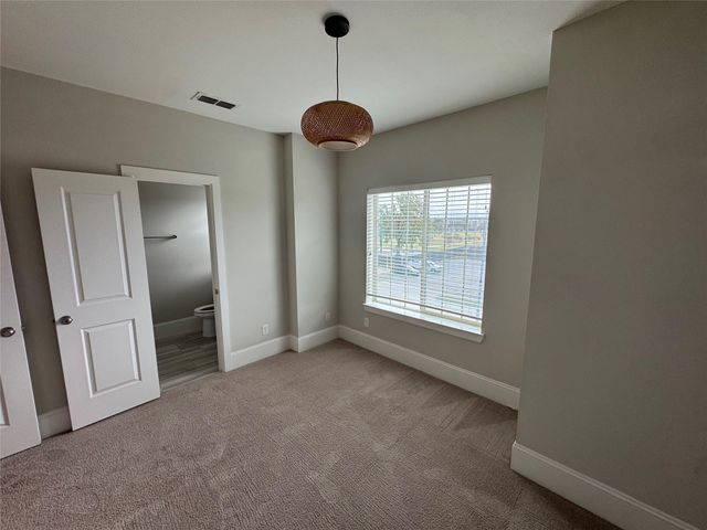 6755 Highclere Manor Lane, Houston, TX 77055