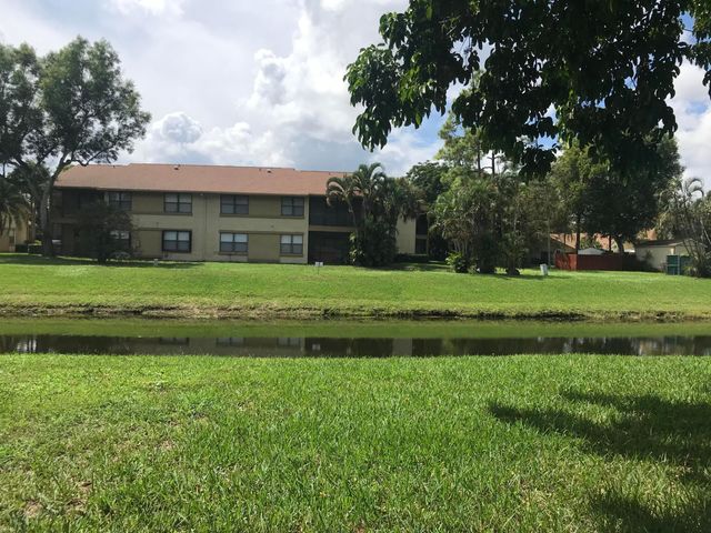 12970 Dartford Trail 6, Wellington, FL 33414