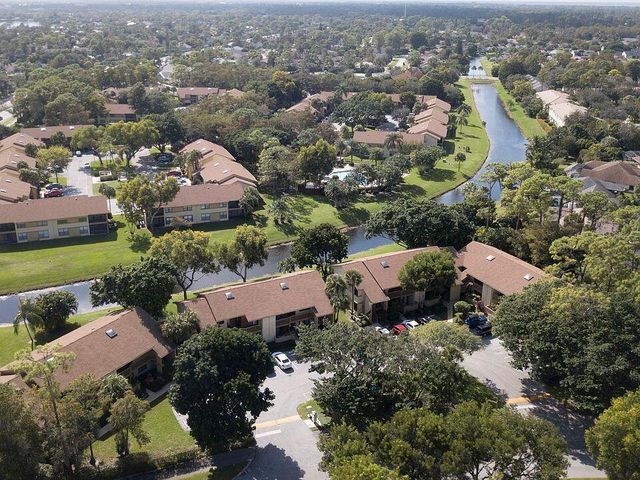 12970 Dartford Trail 6, Wellington, FL 33414