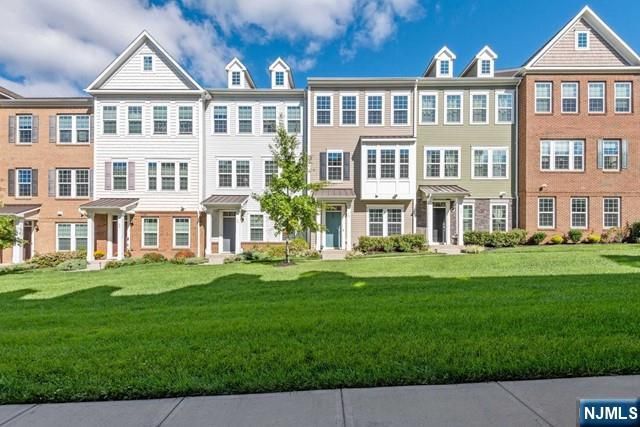 70 Truman Drive, Wood Ridge, NJ 07075