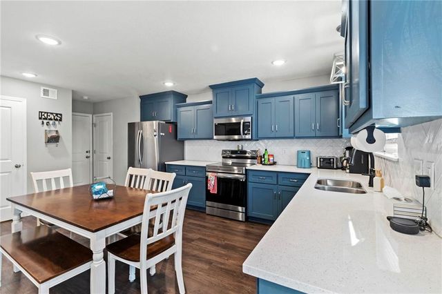 3611 NE 82nd Street, Kansas City, MO 64119