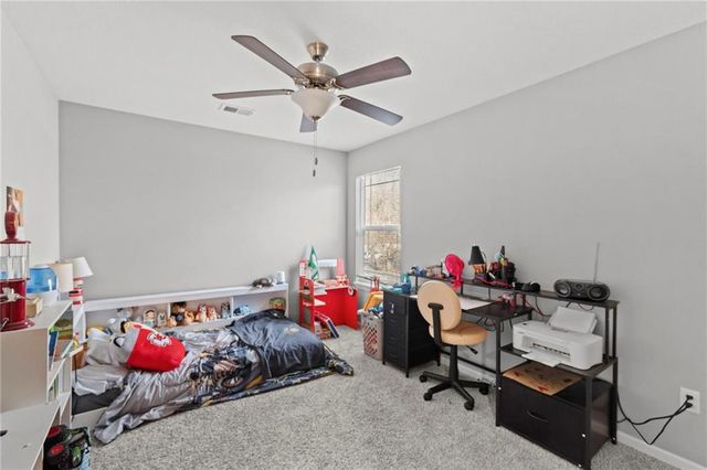 3611 NE 82nd Street, Kansas City, MO 64119