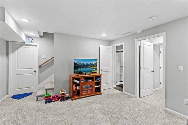 3611 NE 82nd Street, Kansas City, MO 64119