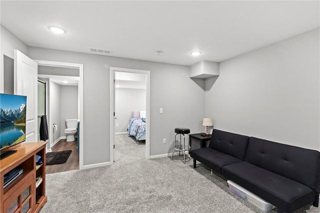 3611 NE 82nd Street, Kansas City, MO 64119