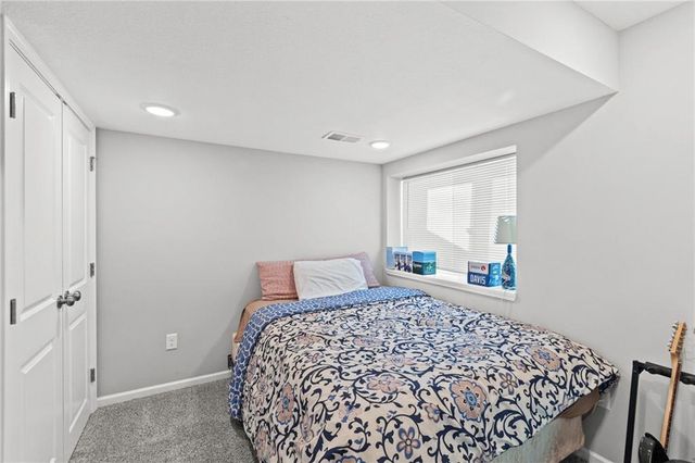 3611 NE 82nd Street, Kansas City, MO 64119