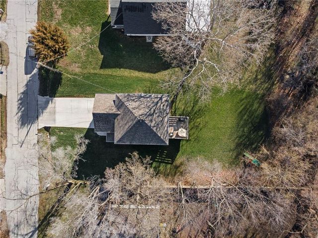 3611 NE 82nd Street, Kansas City, MO 64119