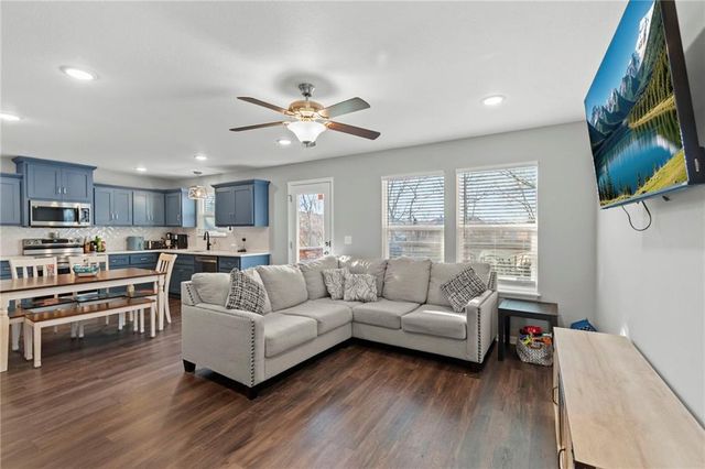 3611 NE 82nd Street, Kansas City, MO 64119