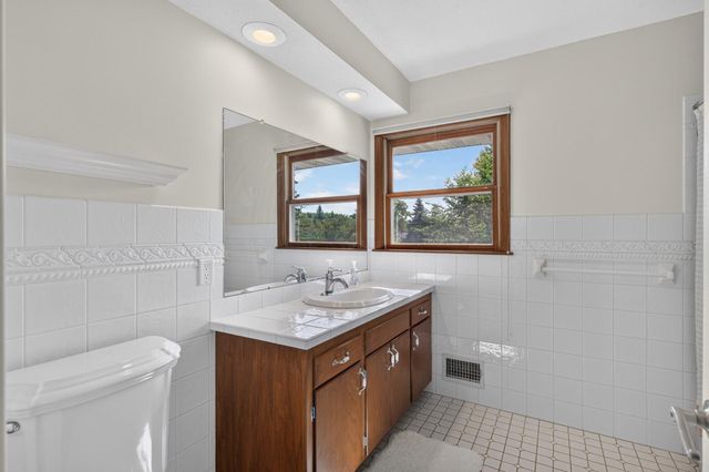 3974 Zealand Avenue N, New Hope, MN 55427