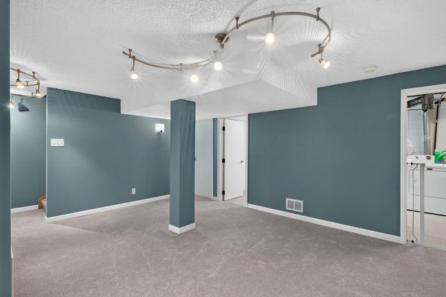 3974 Zealand Avenue N, New Hope, MN 55427