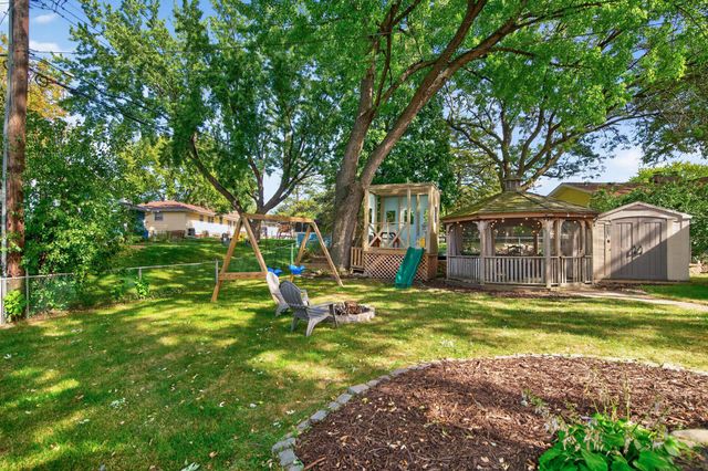3974 Zealand Avenue N, New Hope, MN 55427