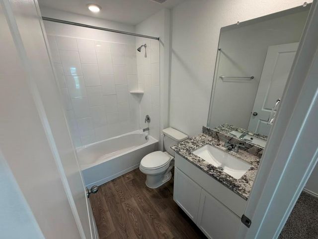 6003 Pineapple Street, Houston, TX 77048