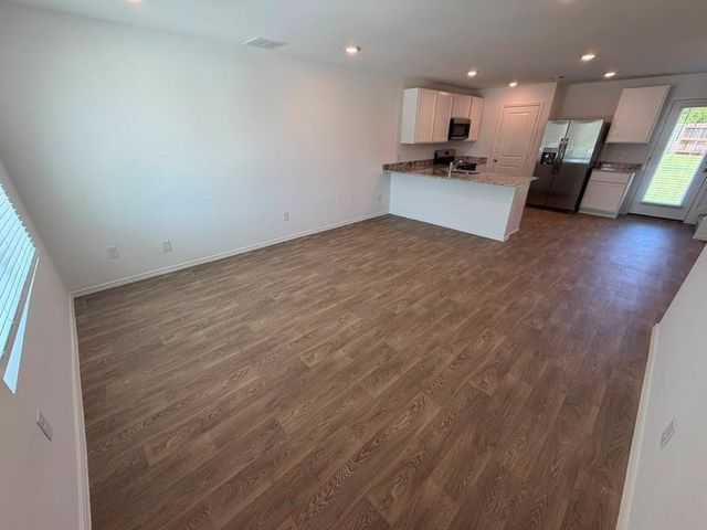 6003 Pineapple Street, Houston, TX 77048