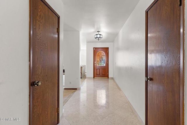 2162 Yosemite Avenue, Simi Valley, CA 93063