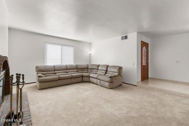2162 Yosemite Avenue, Simi Valley, CA 93063