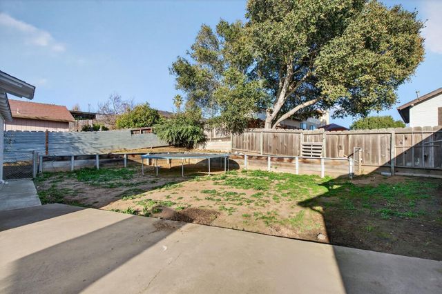 123 Prado Street, Salinas, CA 93906