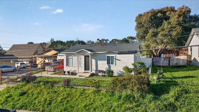 123 Prado Street, Salinas, CA 93906