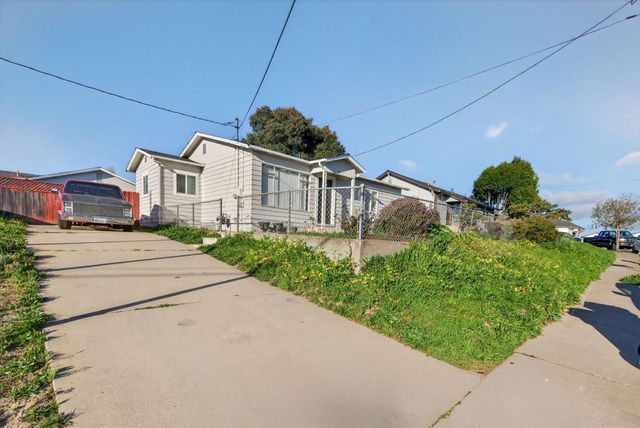 123 Prado Street, Salinas, CA 93906