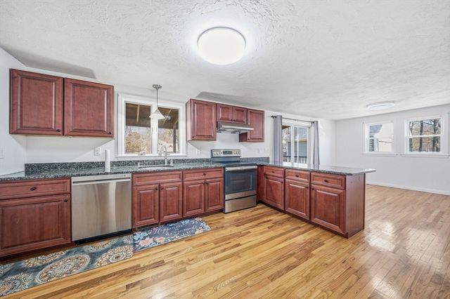 691 Randolph St, Abington, MA 02351