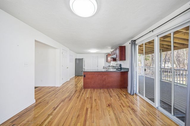 691 Randolph St, Abington, MA 02351