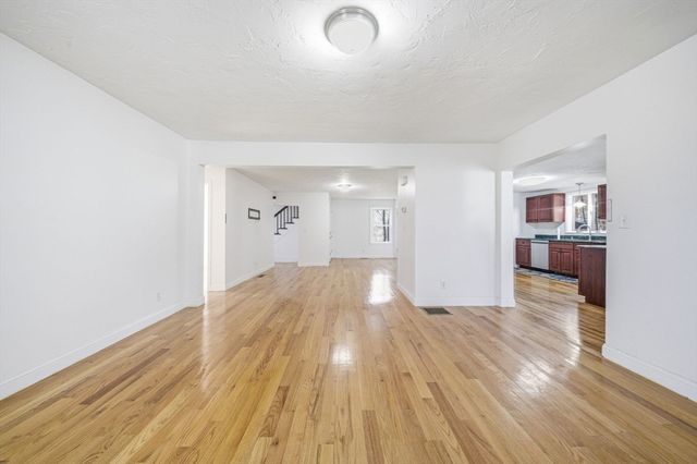 691 Randolph St, Abington, MA 02351