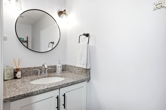 44 Quail Run 44, Tewksbury, MA 01876