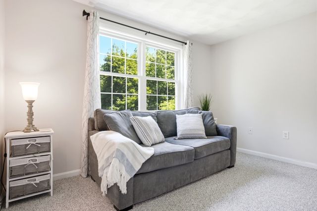 44 Quail Run 44, Tewksbury, MA 01876