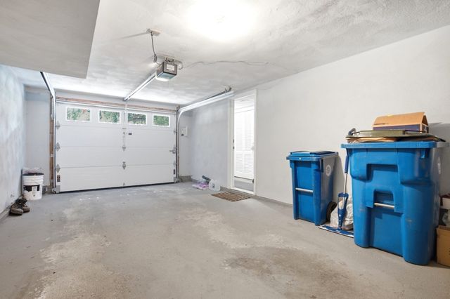 44 Quail Run 44, Tewksbury, MA 01876