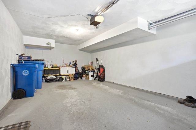 44 Quail Run 44, Tewksbury, MA 01876