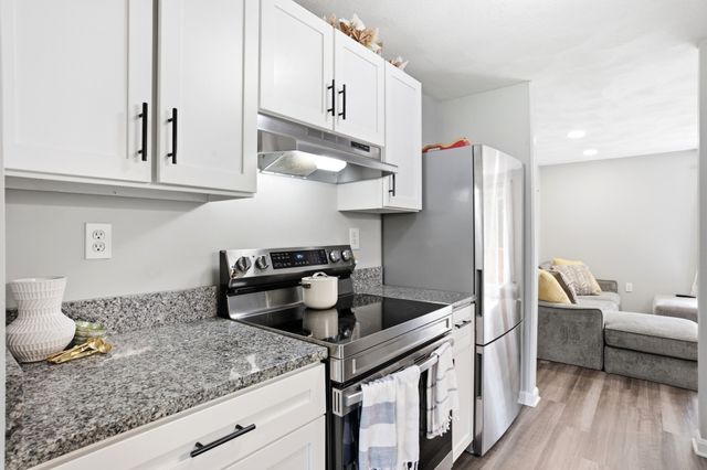44 Quail Run 44, Tewksbury, MA 01876