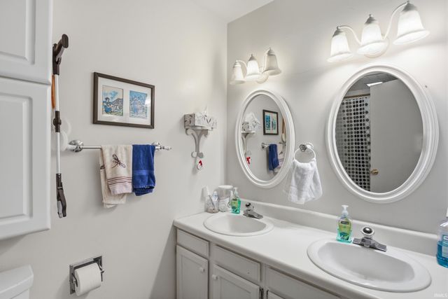 3432 Chancellor Drive, Fort Wayne, IN 46815