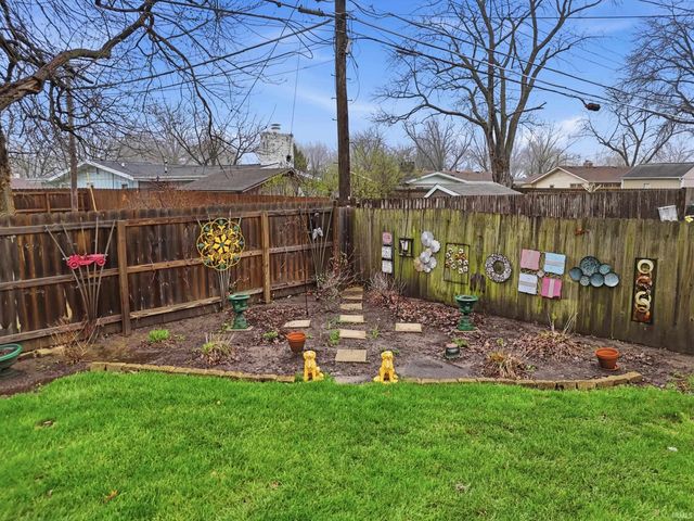 3432 Chancellor Drive, Fort Wayne, IN 46815