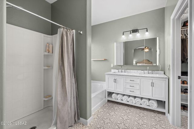 17630 S Bronze Mountain Pass, Vail, AZ 85641