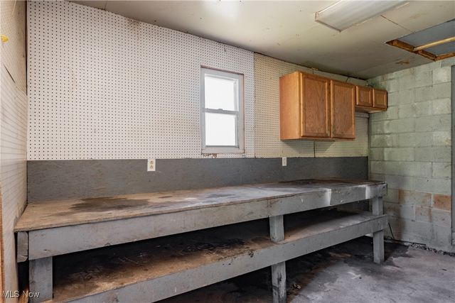 34 Delta Road, Davisville, WV 26142