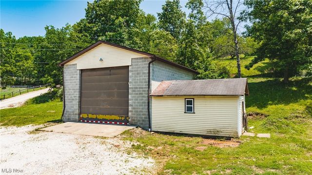 34 Delta Road, Davisville, WV 26142