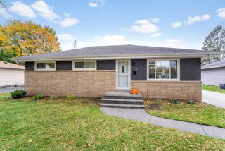 1540 Pine STREET, Waukesha, WI 53188
