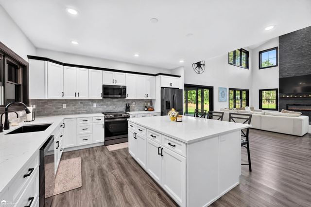6454 Genesee Road, Flint, MI 48506