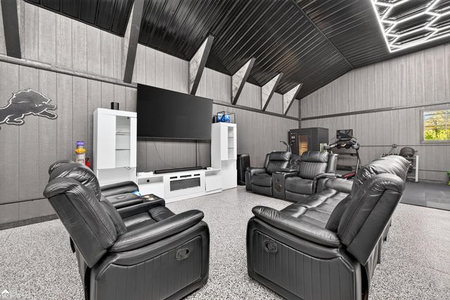 6454 Genesee Road, Flint, MI 48506