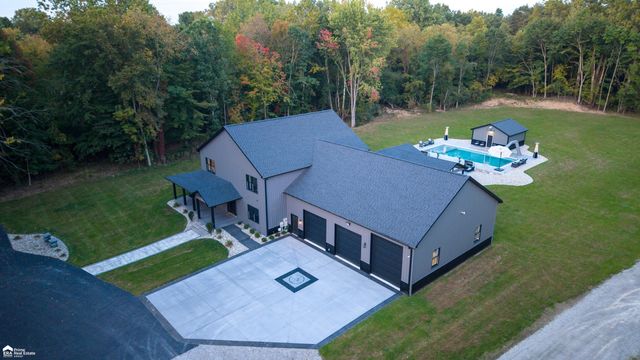 6454 Genesee Road, Flint, MI 48506