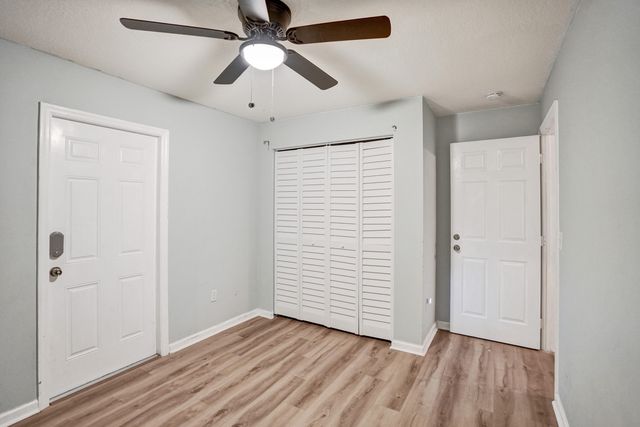 1095 MIAMI Boulevard, Delray Beach, FL 33483